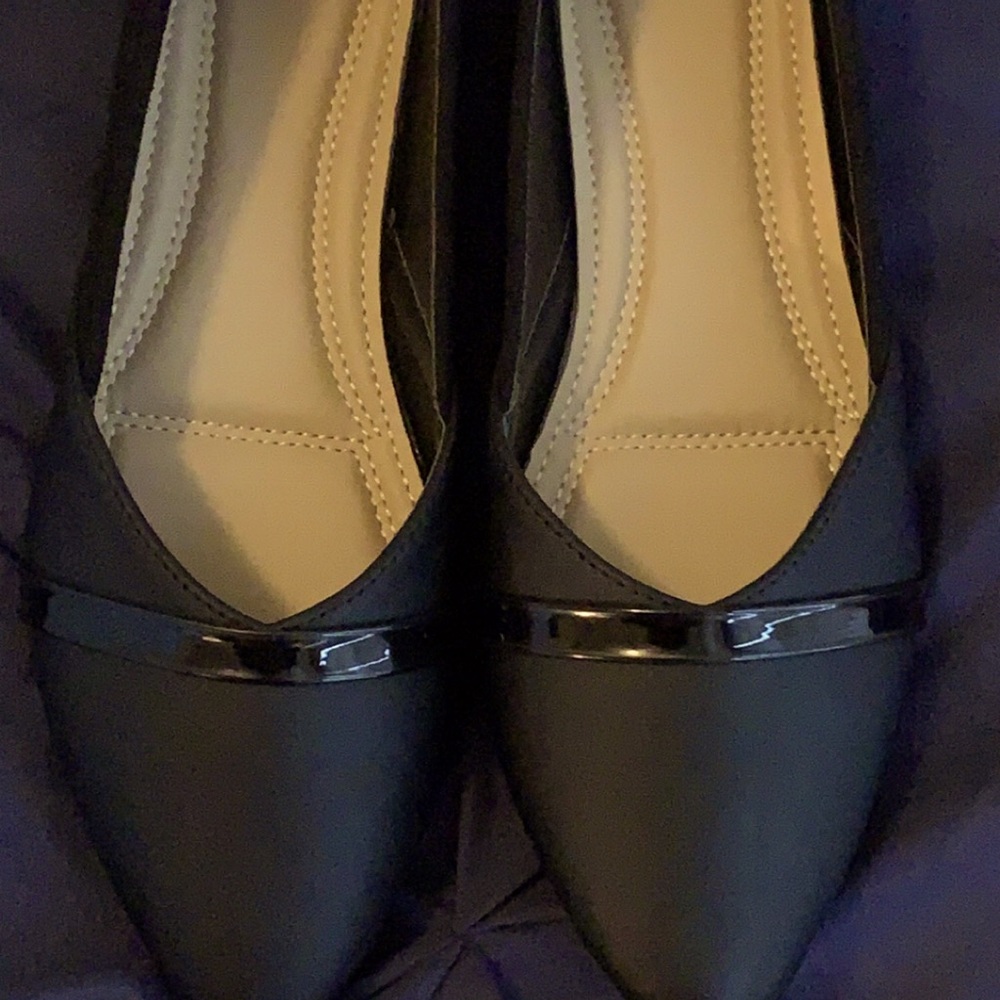 Women’s flats & loafers. Size 8.5